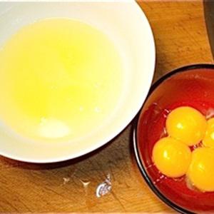 Cách làm bánh kem xốp cho Halloween