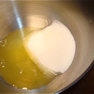 Cách làm bánh kem xốp cho Halloween