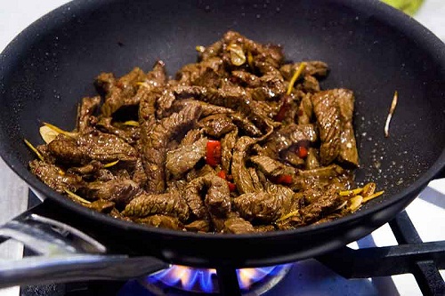 Bánh kếp đậu xanh nhân thập cẩm kiểu Hàn