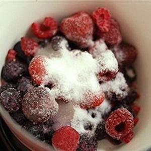 Cách làm bánh kếp nhân việt quất