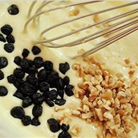 Cách làm bánh kếp nhân việt quất