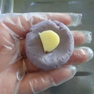 Cách làm bánh khoai lang bọc phô mai