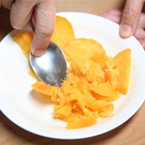 Cách làm bánh khoai lang lăn dừa