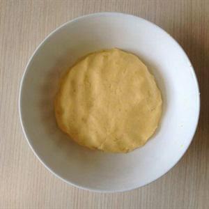 Cách làm bánh khoai lang nhân mè