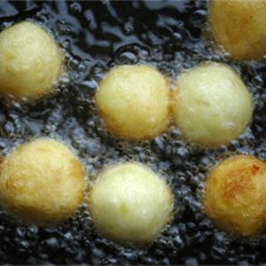 Cách làm bánh khoai lang nhân phô mai