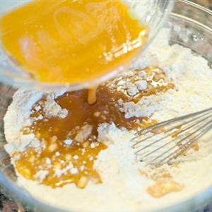 Cách làm bánh khoai lang nướng giòn