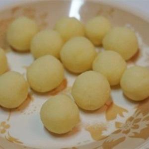 Cách làm bánh khoai mè