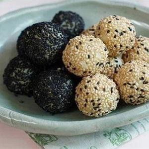 Cách làm bánh khoai mè