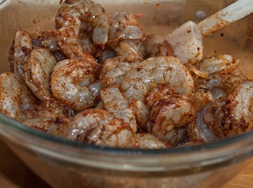 Bánh khoai mì viên sắc màu thơm nức mũi