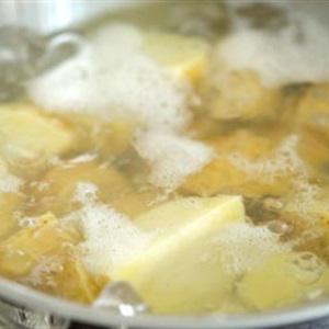 Cách làm bánh khoai tây chiên