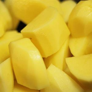 Cách làm bánh khoai tây chiên hình hoa lá