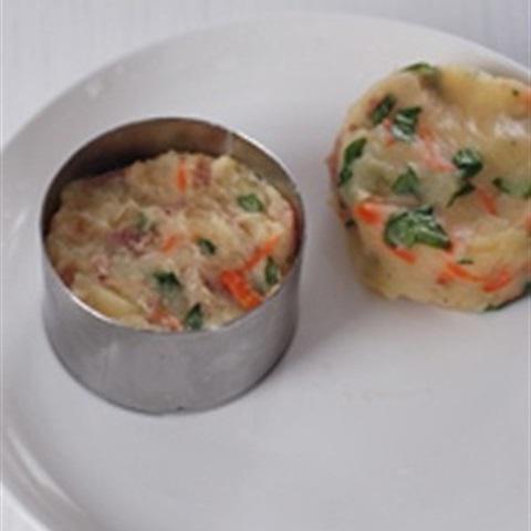 Cách làm bánh khoai tây chiên thịt xông khói