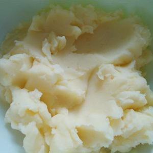 Cách làm bánh khoai tây hình mặt cười