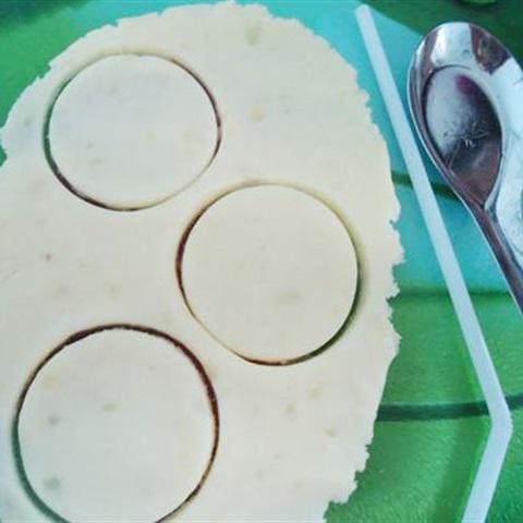 Cách làm bánh khoai tây hình mặt cười