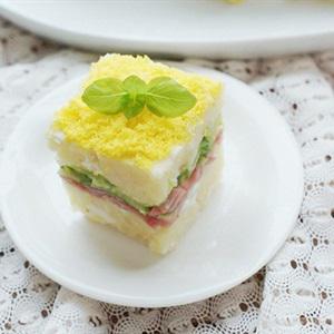 Cách làm bánh khoai tây kẹp