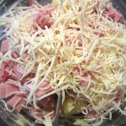 Cách làm bánh khoai tây chiên kiểu mới