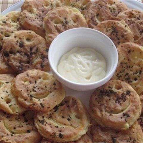 Cách làm bánh khoai tây mặt cười