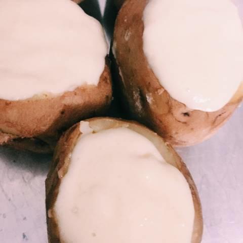 Cách làm bánh khoai tây nhân rau củ