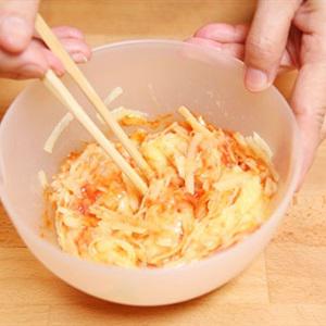 Cách làm bánh khoai tây trứng