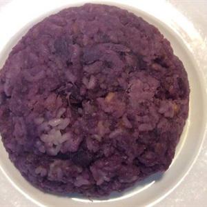 Cách làm bánh khoai tím nho khô