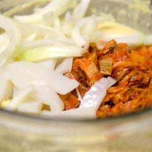 Cách làm bánh kim chi