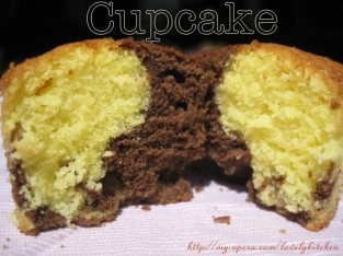 Bánh marble cupcake