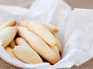 Bánh men ngon tan ngay trong miệng