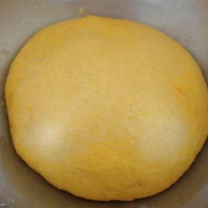 Cách làm bánh mì bí đỏ