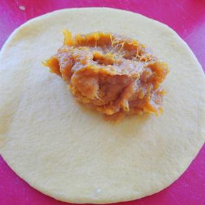 Cách làm bánh mì bí đỏ