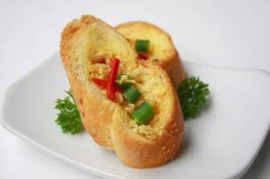 Bánh mì bơ tỏi