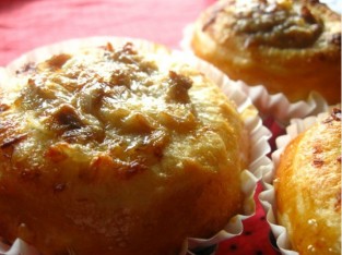 Bánh mì cá ngừ sốt mayonaisse