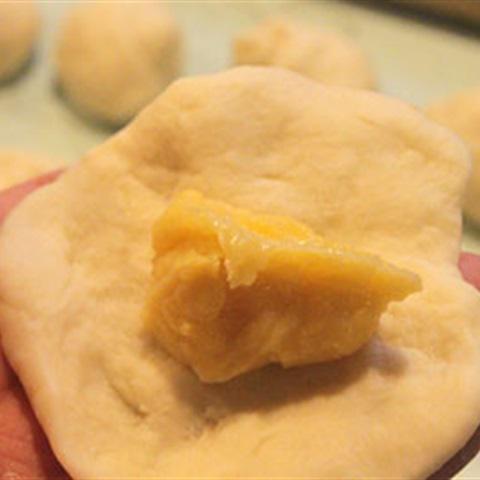 Cách làm bánh mì cây thông