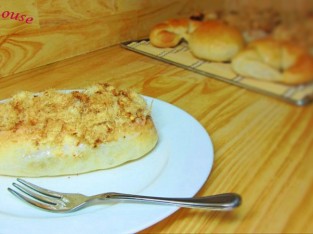 Bánh mì chà bông cay