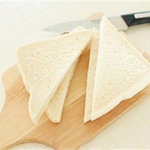 Cách làm bánh mì chiên bột trà xanh