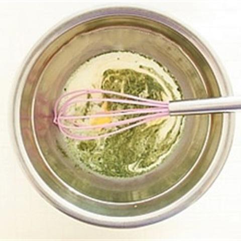 Cách làm bánh mì chiên bột trà xanh