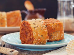 Bánh mì cuộn chà bông