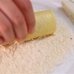 Cách làm bánh mì cuộn xúc xích