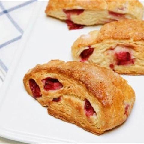 Cách làm bánh mì dâu tây nướng