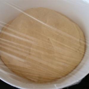 Cách làm bánh mì dâu tây