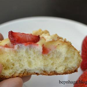 Cách làm bánh mì dâu tây
