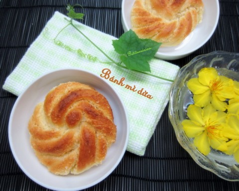 Bánh mì dừa – tạo hình xoắn