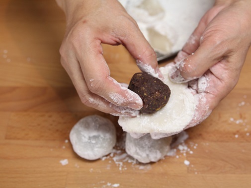 Bánh mì dứa ngọt lịm, thơm nức mũi