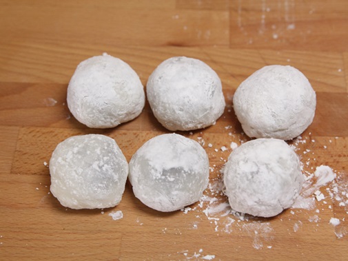 Bánh mì dứa ngọt lịm, thơm nức mũi