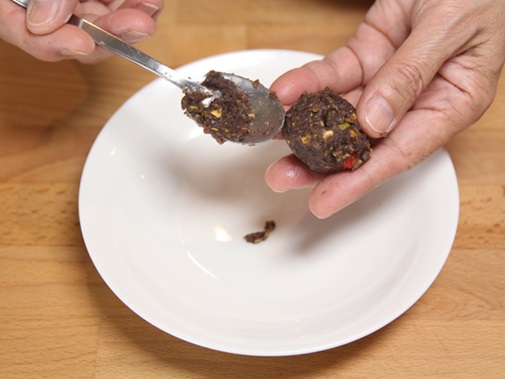 Bánh mì dứa ngọt lịm, thơm nức mũi