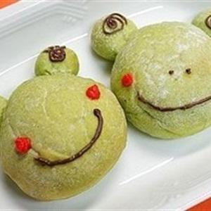 Cách làm bánh mì hình chú ếch