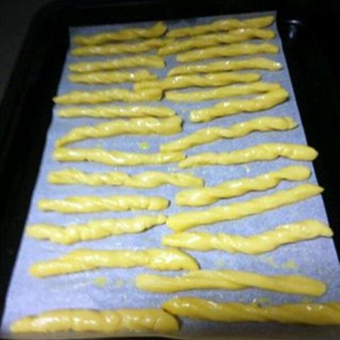 Cách làm bánh mì hình que