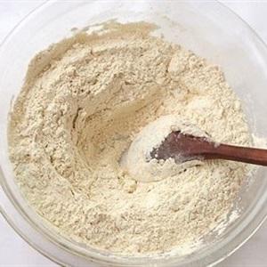 Cách làm bánh mì hình trái bắp