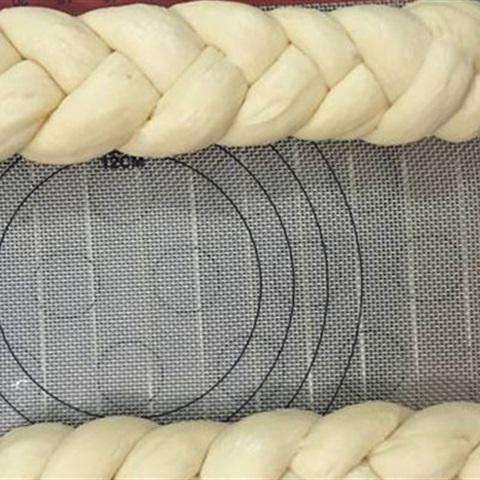 Cách làm bánh mì hoa cúc