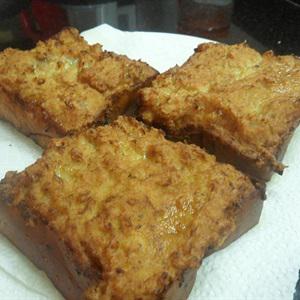 Cách làm bánh mì kẹp cá chiên