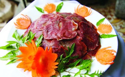 Bánh mì kẹp kem "ngoài nóng trong lạnh" thơm ngon hết sẩy